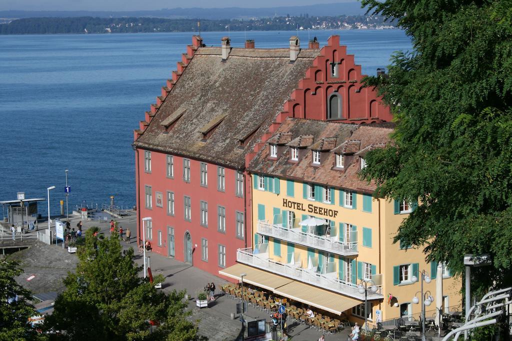 Hotel & Gaestehaus Seehof メーアスブルク エクステリア 写真
